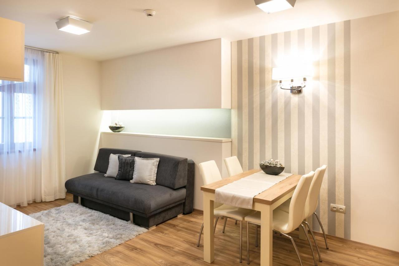 Foter Rezidencia Apartment Gyor Exterior photo
